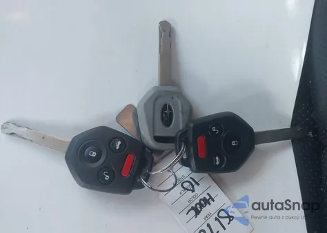 2013 Subaru Outback 2.5I Limited z USA, uszkodzony, nr VIN 4S4BRBKC4D3308158